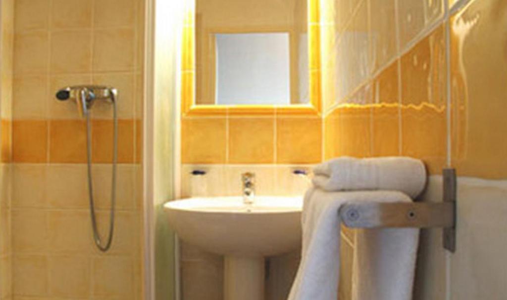 Europe Hotel Vieux Port Marseille Szoba fotó